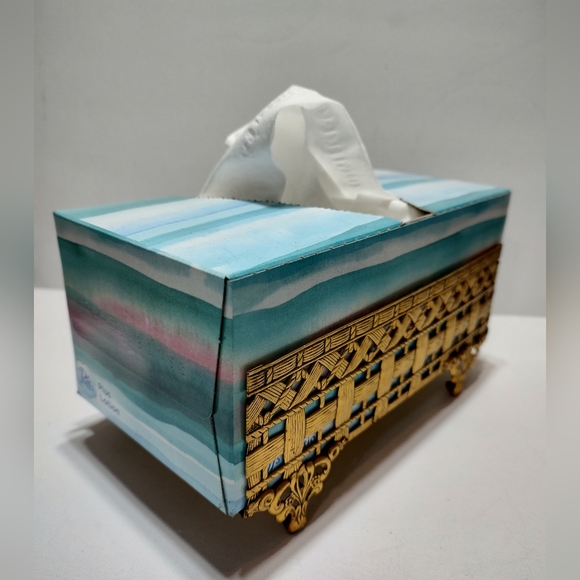 Brass Vintage metal basket weave tissue box holder - Picture 2 of 13